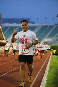 BIB: 1721
                            <button type="button" onclick="openModal(5978098)" class="btn btn-primary btn-sm float-right btn-popup" data-toggle="modal" data-target=".modal-high-quality">
                        <i class="fas fa-shopping-cart"></i> Add to Cart
                    </button>
                                            <button type="button" onclick="isThisMe(5978098, true)" class="btn btn-success btn-sm float-right btn-popup btn-isme hidden" data-toggle="tooltip" data-placement="bottom" title="นี่คือรูปของคุณใช่ไหม คลิกที่นี่เพื่อเอาเข้าอัลบั้ม">
                        <i class="fas fa-plus"></i> Add to album
                    </button>
                    <button type="button" onclick="isThisMe(5978098, false)" class="btn btn-warning btn-sm float-right btn-popup btn-isnotme hidden">
                        <i class="fas fa-ban"></i> Remove from album
                    </button>