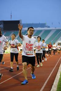 BIB: 7892, 5233, 4453
                            <button type="button" onclick="openModal(5979298)" class="btn btn-primary btn-sm float-right btn-popup" data-toggle="modal" data-target=".modal-high-quality">
                        <i class="fas fa-shopping-cart"></i> Add to Cart
                    </button>
                                            <button type="button" onclick="isThisMe(5979298, true)" class="btn btn-success btn-sm float-right btn-popup btn-isme hidden" data-toggle="tooltip" data-placement="bottom" title="นี่คือรูปของคุณใช่ไหม คลิกที่นี่เพื่อเอาเข้าอัลบั้ม">
                        <i class="fas fa-plus"></i> Add to album
                    </button>
                    <button type="button" onclick="isThisMe(5979298, false)" class="btn btn-warning btn-sm float-right btn-popup btn-isnotme hidden">
                        <i class="fas fa-ban"></i> Remove from album
                    </button>