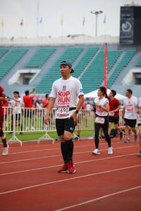 BIB: 1690, 1354
                            <button type="button" onclick="openModal(5959576)" class="btn btn-primary btn-sm float-right btn-popup" data-toggle="modal" data-target=".modal-high-quality">
                        <i class="fas fa-shopping-cart"></i> Add to Cart
                    </button>
                                            <button type="button" onclick="isThisMe(5959576, true)" class="btn btn-success btn-sm float-right btn-popup btn-isme hidden" data-toggle="tooltip" data-placement="bottom" title="นี่คือรูปของคุณใช่ไหม คลิกที่นี่เพื่อเอาเข้าอัลบั้ม">
                        <i class="fas fa-plus"></i> Add to album
                    </button>
                    <button type="button" onclick="isThisMe(5959576, false)" class="btn btn-warning btn-sm float-right btn-popup btn-isnotme hidden">
                        <i class="fas fa-ban"></i> Remove from album
                    </button>