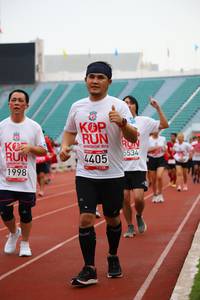 BIB: 5534, 201, 4405, 1998
                            <button type="button" onclick="openModal(5962260)" class="btn btn-primary btn-sm float-right btn-popup" data-toggle="modal" data-target=".modal-high-quality">
                        <i class="fas fa-shopping-cart"></i> Add to Cart
                    </button>
                                            <button type="button" onclick="isThisMe(5962260, true)" class="btn btn-success btn-sm float-right btn-popup btn-isme hidden" data-toggle="tooltip" data-placement="bottom" title="นี่คือรูปของคุณใช่ไหม คลิกที่นี่เพื่อเอาเข้าอัลบั้ม">
                        <i class="fas fa-plus"></i> Add to album
                    </button>
                    <button type="button" onclick="isThisMe(5962260, false)" class="btn btn-warning btn-sm float-right btn-popup btn-isnotme hidden">
                        <i class="fas fa-ban"></i> Remove from album
                    </button>