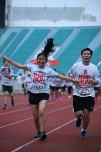 BIB: 7561, 3572
                            <button type="button" onclick="openModal(5981377)" class="btn btn-primary btn-sm float-right btn-popup" data-toggle="modal" data-target=".modal-high-quality">
                        <i class="fas fa-shopping-cart"></i> Add to Cart
                    </button>
                                            <button type="button" onclick="isThisMe(5981377, true)" class="btn btn-success btn-sm float-right btn-popup btn-isme hidden" data-toggle="tooltip" data-placement="bottom" title="นี่คือรูปของคุณใช่ไหม คลิกที่นี่เพื่อเอาเข้าอัลบั้ม">
                        <i class="fas fa-plus"></i> Add to album
                    </button>
                    <button type="button" onclick="isThisMe(5981377, false)" class="btn btn-warning btn-sm float-right btn-popup btn-isnotme hidden">
                        <i class="fas fa-ban"></i> Remove from album
                    </button>