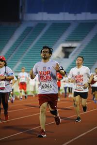 BIB: 011, 6846, 3482
                            <button type="button" onclick="openModal(5996822)" class="btn btn-primary btn-sm float-right btn-popup" data-toggle="modal" data-target=".modal-high-quality">
                        <i class="fas fa-shopping-cart"></i> Add to Cart
                    </button>
                                            <button type="button" onclick="isThisMe(5996822, true)" class="btn btn-success btn-sm float-right btn-popup btn-isme hidden" data-toggle="tooltip" data-placement="bottom" title="นี่คือรูปของคุณใช่ไหม คลิกที่นี่เพื่อเอาเข้าอัลบั้ม">
                        <i class="fas fa-plus"></i> Add to album
                    </button>
                    <button type="button" onclick="isThisMe(5996822, false)" class="btn btn-warning btn-sm float-right btn-popup btn-isnotme hidden">
                        <i class="fas fa-ban"></i> Remove from album
                    </button>