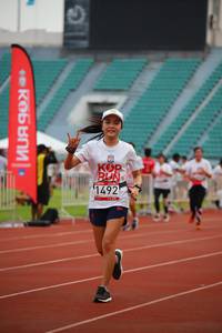 BIB: 1492
                            <button type="button" onclick="openModal(5949417)" class="btn btn-primary btn-sm float-right btn-popup" data-toggle="modal" data-target=".modal-high-quality">
                        <i class="fas fa-shopping-cart"></i> Add to Cart
                    </button>
                                            <button type="button" onclick="isThisMe(5949417, true)" class="btn btn-success btn-sm float-right btn-popup btn-isme hidden" data-toggle="tooltip" data-placement="bottom" title="นี่คือรูปของคุณใช่ไหม คลิกที่นี่เพื่อเอาเข้าอัลบั้ม">
                        <i class="fas fa-plus"></i> Add to album
                    </button>
                    <button type="button" onclick="isThisMe(5949417, false)" class="btn btn-warning btn-sm float-right btn-popup btn-isnotme hidden">
                        <i class="fas fa-ban"></i> Remove from album
                    </button>