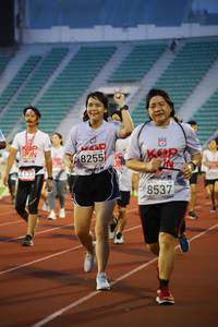 BIB: 8255, 4133, 8537
                            <button type="button" onclick="openModal(5979757)" class="btn btn-primary btn-sm float-right btn-popup" data-toggle="modal" data-target=".modal-high-quality">
                        <i class="fas fa-shopping-cart"></i> Add to Cart
                    </button>
                                            <button type="button" onclick="isThisMe(5979757, true)" class="btn btn-success btn-sm float-right btn-popup btn-isme hidden" data-toggle="tooltip" data-placement="bottom" title="นี่คือรูปของคุณใช่ไหม คลิกที่นี่เพื่อเอาเข้าอัลบั้ม">
                        <i class="fas fa-plus"></i> Add to album
                    </button>
                    <button type="button" onclick="isThisMe(5979757, false)" class="btn btn-warning btn-sm float-right btn-popup btn-isnotme hidden">
                        <i class="fas fa-ban"></i> Remove from album
                    </button>