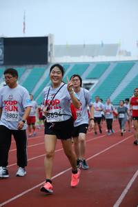 BIB: 8802, 8634
                            <button type="button" onclick="openModal(5992847)" class="btn btn-primary btn-sm float-right btn-popup" data-toggle="modal" data-target=".modal-high-quality">
                        <i class="fas fa-shopping-cart"></i> Add to Cart
                    </button>
                                            <button type="button" onclick="isThisMe(5992847, true)" class="btn btn-success btn-sm float-right btn-popup btn-isme hidden" data-toggle="tooltip" data-placement="bottom" title="นี่คือรูปของคุณใช่ไหม คลิกที่นี่เพื่อเอาเข้าอัลบั้ม">
                        <i class="fas fa-plus"></i> Add to album
                    </button>
                    <button type="button" onclick="isThisMe(5992847, false)" class="btn btn-warning btn-sm float-right btn-popup btn-isnotme hidden">
                        <i class="fas fa-ban"></i> Remove from album
                    </button>