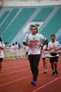 BIB: 142, 3324
                            <button type="button" onclick="openModal(5959993)" class="btn btn-primary btn-sm float-right btn-popup" data-toggle="modal" data-target=".modal-high-quality">
                        <i class="fas fa-shopping-cart"></i> Add to Cart
                    </button>
                                            <button type="button" onclick="isThisMe(5959993, true)" class="btn btn-success btn-sm float-right btn-popup btn-isme hidden" data-toggle="tooltip" data-placement="bottom" title="นี่คือรูปของคุณใช่ไหม คลิกที่นี่เพื่อเอาเข้าอัลบั้ม">
                        <i class="fas fa-plus"></i> Add to album
                    </button>
                    <button type="button" onclick="isThisMe(5959993, false)" class="btn btn-warning btn-sm float-right btn-popup btn-isnotme hidden">
                        <i class="fas fa-ban"></i> Remove from album
                    </button>