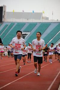 BIB: 5051, 3081
                            <button type="button" onclick="openModal(5949400)" class="btn btn-primary btn-sm float-right btn-popup" data-toggle="modal" data-target=".modal-high-quality">
                        <i class="fas fa-shopping-cart"></i> Add to Cart
                    </button>
                                            <button type="button" onclick="isThisMe(5949400, true)" class="btn btn-success btn-sm float-right btn-popup btn-isme hidden" data-toggle="tooltip" data-placement="bottom" title="นี่คือรูปของคุณใช่ไหม คลิกที่นี่เพื่อเอาเข้าอัลบั้ม">
                        <i class="fas fa-plus"></i> Add to album
                    </button>
                    <button type="button" onclick="isThisMe(5949400, false)" class="btn btn-warning btn-sm float-right btn-popup btn-isnotme hidden">
                        <i class="fas fa-ban"></i> Remove from album
                    </button>