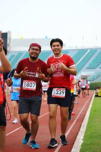 BIB: 1807, 1339
                            <button type="button" onclick="openModal(5948700)" class="btn btn-primary btn-sm float-right btn-popup" data-toggle="modal" data-target=".modal-high-quality">
                        <i class="fas fa-shopping-cart"></i> Add to Cart
                    </button>
                                            <button type="button" onclick="isThisMe(5948700, true)" class="btn btn-success btn-sm float-right btn-popup btn-isme hidden" data-toggle="tooltip" data-placement="bottom" title="นี่คือรูปของคุณใช่ไหม คลิกที่นี่เพื่อเอาเข้าอัลบั้ม">
                        <i class="fas fa-plus"></i> Add to album
                    </button>
                    <button type="button" onclick="isThisMe(5948700, false)" class="btn btn-warning btn-sm float-right btn-popup btn-isnotme hidden">
                        <i class="fas fa-ban"></i> Remove from album
                    </button>