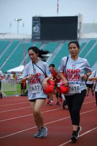 BIB: 1617, 7618
                            <button type="button" onclick="openModal(5993186)" class="btn btn-primary btn-sm float-right btn-popup" data-toggle="modal" data-target=".modal-high-quality">
                        <i class="fas fa-shopping-cart"></i> Add to Cart
                    </button>
                                            <button type="button" onclick="isThisMe(5993186, true)" class="btn btn-success btn-sm float-right btn-popup btn-isme hidden" data-toggle="tooltip" data-placement="bottom" title="นี่คือรูปของคุณใช่ไหม คลิกที่นี่เพื่อเอาเข้าอัลบั้ม">
                        <i class="fas fa-plus"></i> Add to album
                    </button>
                    <button type="button" onclick="isThisMe(5993186, false)" class="btn btn-warning btn-sm float-right btn-popup btn-isnotme hidden">
                        <i class="fas fa-ban"></i> Remove from album
                    </button>