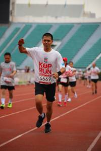 BIB: 4669
                            <button type="button" onclick="openModal(5943048)" class="btn btn-primary btn-sm float-right btn-popup" data-toggle="modal" data-target=".modal-high-quality">
                        <i class="fas fa-shopping-cart"></i> Add to Cart
                    </button>
                                            <button type="button" onclick="isThisMe(5943048, true)" class="btn btn-success btn-sm float-right btn-popup btn-isme hidden" data-toggle="tooltip" data-placement="bottom" title="นี่คือรูปของคุณใช่ไหม คลิกที่นี่เพื่อเอาเข้าอัลบั้ม">
                        <i class="fas fa-plus"></i> Add to album
                    </button>
                    <button type="button" onclick="isThisMe(5943048, false)" class="btn btn-warning btn-sm float-right btn-popup btn-isnotme hidden">
                        <i class="fas fa-ban"></i> Remove from album
                    </button>