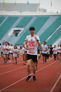 BIB: 201, 2826
                            <button type="button" onclick="openModal(5959492)" class="btn btn-primary btn-sm float-right btn-popup" data-toggle="modal" data-target=".modal-high-quality">
                        <i class="fas fa-shopping-cart"></i> Add to Cart
                    </button>
                                            <button type="button" onclick="isThisMe(5959492, true)" class="btn btn-success btn-sm float-right btn-popup btn-isme hidden" data-toggle="tooltip" data-placement="bottom" title="นี่คือรูปของคุณใช่ไหม คลิกที่นี่เพื่อเอาเข้าอัลบั้ม">
                        <i class="fas fa-plus"></i> Add to album
                    </button>
                    <button type="button" onclick="isThisMe(5959492, false)" class="btn btn-warning btn-sm float-right btn-popup btn-isnotme hidden">
                        <i class="fas fa-ban"></i> Remove from album
                    </button>