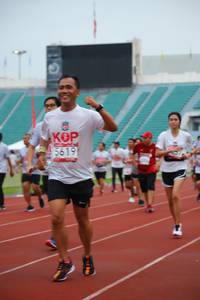 BIB: 5619
                            <button type="button" onclick="openModal(5974919)" class="btn btn-primary btn-sm float-right btn-popup" data-toggle="modal" data-target=".modal-high-quality">
                        <i class="fas fa-shopping-cart"></i> Add to Cart
                    </button>
                                            <button type="button" onclick="isThisMe(5974919, true)" class="btn btn-success btn-sm float-right btn-popup btn-isme hidden" data-toggle="tooltip" data-placement="bottom" title="นี่คือรูปของคุณใช่ไหม คลิกที่นี่เพื่อเอาเข้าอัลบั้ม">
                        <i class="fas fa-plus"></i> Add to album
                    </button>
                    <button type="button" onclick="isThisMe(5974919, false)" class="btn btn-warning btn-sm float-right btn-popup btn-isnotme hidden">
                        <i class="fas fa-ban"></i> Remove from album
                    </button>