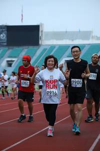 BIB: 230, 7916, 7900, 6359
                            <button type="button" onclick="openModal(5982835)" class="btn btn-primary btn-sm float-right btn-popup" data-toggle="modal" data-target=".modal-high-quality">
                        <i class="fas fa-shopping-cart"></i> Add to Cart
                    </button>
                                            <button type="button" onclick="isThisMe(5982835, true)" class="btn btn-success btn-sm float-right btn-popup btn-isme hidden" data-toggle="tooltip" data-placement="bottom" title="นี่คือรูปของคุณใช่ไหม คลิกที่นี่เพื่อเอาเข้าอัลบั้ม">
                        <i class="fas fa-plus"></i> Add to album
                    </button>
                    <button type="button" onclick="isThisMe(5982835, false)" class="btn btn-warning btn-sm float-right btn-popup btn-isnotme hidden">
                        <i class="fas fa-ban"></i> Remove from album
                    </button>