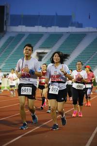 BIB: 8300, 012, 6011
                            <button type="button" onclick="openModal(5996644)" class="btn btn-primary btn-sm float-right btn-popup" data-toggle="modal" data-target=".modal-high-quality">
                        <i class="fas fa-shopping-cart"></i> Add to Cart
                    </button>
                                            <button type="button" onclick="isThisMe(5996644, true)" class="btn btn-success btn-sm float-right btn-popup btn-isme hidden" data-toggle="tooltip" data-placement="bottom" title="นี่คือรูปของคุณใช่ไหม คลิกที่นี่เพื่อเอาเข้าอัลบั้ม">
                        <i class="fas fa-plus"></i> Add to album
                    </button>
                    <button type="button" onclick="isThisMe(5996644, false)" class="btn btn-warning btn-sm float-right btn-popup btn-isnotme hidden">
                        <i class="fas fa-ban"></i> Remove from album
                    </button>