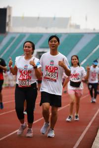 BIB: 3495, 1027
                            <button type="button" onclick="openModal(5952032)" class="btn btn-primary btn-sm float-right btn-popup" data-toggle="modal" data-target=".modal-high-quality">
                        <i class="fas fa-shopping-cart"></i> Add to Cart
                    </button>
                                            <button type="button" onclick="isThisMe(5952032, true)" class="btn btn-success btn-sm float-right btn-popup btn-isme hidden" data-toggle="tooltip" data-placement="bottom" title="นี่คือรูปของคุณใช่ไหม คลิกที่นี่เพื่อเอาเข้าอัลบั้ม">
                        <i class="fas fa-plus"></i> Add to album
                    </button>
                    <button type="button" onclick="isThisMe(5952032, false)" class="btn btn-warning btn-sm float-right btn-popup btn-isnotme hidden">
                        <i class="fas fa-ban"></i> Remove from album
                    </button>