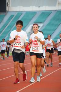 BIB: 3471, 2275, 201
                            <button type="button" onclick="openModal(5969635)" class="btn btn-primary btn-sm float-right btn-popup" data-toggle="modal" data-target=".modal-high-quality">
                        <i class="fas fa-shopping-cart"></i> Add to Cart
                    </button>
                                            <button type="button" onclick="isThisMe(5969635, true)" class="btn btn-success btn-sm float-right btn-popup btn-isme hidden" data-toggle="tooltip" data-placement="bottom" title="นี่คือรูปของคุณใช่ไหม คลิกที่นี่เพื่อเอาเข้าอัลบั้ม">
                        <i class="fas fa-plus"></i> Add to album
                    </button>
                    <button type="button" onclick="isThisMe(5969635, false)" class="btn btn-warning btn-sm float-right btn-popup btn-isnotme hidden">
                        <i class="fas fa-ban"></i> Remove from album
                    </button>