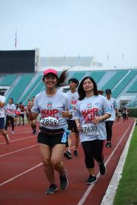 BIB: 7859, 7630
                            <button type="button" onclick="openModal(5993130)" class="btn btn-primary btn-sm float-right btn-popup" data-toggle="modal" data-target=".modal-high-quality">
                        <i class="fas fa-shopping-cart"></i> Add to Cart
                    </button>
                                            <button type="button" onclick="isThisMe(5993130, true)" class="btn btn-success btn-sm float-right btn-popup btn-isme hidden" data-toggle="tooltip" data-placement="bottom" title="นี่คือรูปของคุณใช่ไหม คลิกที่นี่เพื่อเอาเข้าอัลบั้ม">
                        <i class="fas fa-plus"></i> Add to album
                    </button>
                    <button type="button" onclick="isThisMe(5993130, false)" class="btn btn-warning btn-sm float-right btn-popup btn-isnotme hidden">
                        <i class="fas fa-ban"></i> Remove from album
                    </button>