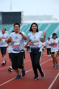 BIB: 6557, 6556, 201, 7321
                            <button type="button" onclick="openModal(5992745)" class="btn btn-primary btn-sm float-right btn-popup" data-toggle="modal" data-target=".modal-high-quality">
                        <i class="fas fa-shopping-cart"></i> Add to Cart
                    </button>
                                            <button type="button" onclick="isThisMe(5992745, true)" class="btn btn-success btn-sm float-right btn-popup btn-isme hidden" data-toggle="tooltip" data-placement="bottom" title="นี่คือรูปของคุณใช่ไหม คลิกที่นี่เพื่อเอาเข้าอัลบั้ม">
                        <i class="fas fa-plus"></i> Add to album
                    </button>
                    <button type="button" onclick="isThisMe(5992745, false)" class="btn btn-warning btn-sm float-right btn-popup btn-isnotme hidden">
                        <i class="fas fa-ban"></i> Remove from album
                    </button>