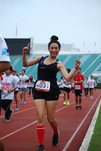 BIB: 4031, 663
                            <button type="button" onclick="openModal(5973097)" class="btn btn-primary btn-sm float-right btn-popup" data-toggle="modal" data-target=".modal-high-quality">
                        <i class="fas fa-shopping-cart"></i> Add to Cart
                    </button>
                                            <button type="button" onclick="isThisMe(5973097, true)" class="btn btn-success btn-sm float-right btn-popup btn-isme hidden" data-toggle="tooltip" data-placement="bottom" title="นี่คือรูปของคุณใช่ไหม คลิกที่นี่เพื่อเอาเข้าอัลบั้ม">
                        <i class="fas fa-plus"></i> Add to album
                    </button>
                    <button type="button" onclick="isThisMe(5973097, false)" class="btn btn-warning btn-sm float-right btn-popup btn-isnotme hidden">
                        <i class="fas fa-ban"></i> Remove from album
                    </button>