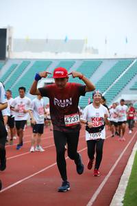 BIB: 4739, 1059
                            <button type="button" onclick="openModal(5973278)" class="btn btn-primary btn-sm float-right btn-popup" data-toggle="modal" data-target=".modal-high-quality">
                        <i class="fas fa-shopping-cart"></i> Add to Cart
                    </button>
                                            <button type="button" onclick="isThisMe(5973278, true)" class="btn btn-success btn-sm float-right btn-popup btn-isme hidden" data-toggle="tooltip" data-placement="bottom" title="นี่คือรูปของคุณใช่ไหม คลิกที่นี่เพื่อเอาเข้าอัลบั้ม">
                        <i class="fas fa-plus"></i> Add to album
                    </button>
                    <button type="button" onclick="isThisMe(5973278, false)" class="btn btn-warning btn-sm float-right btn-popup btn-isnotme hidden">
                        <i class="fas fa-ban"></i> Remove from album
                    </button>