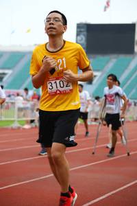 BIB: 3102
                            <button type="button" onclick="openModal(5950379)" class="btn btn-primary btn-sm float-right btn-popup" data-toggle="modal" data-target=".modal-high-quality">
                        <i class="fas fa-shopping-cart"></i> Add to Cart
                    </button>
                                            <button type="button" onclick="isThisMe(5950379, true)" class="btn btn-success btn-sm float-right btn-popup btn-isme hidden" data-toggle="tooltip" data-placement="bottom" title="นี่คือรูปของคุณใช่ไหม คลิกที่นี่เพื่อเอาเข้าอัลบั้ม">
                        <i class="fas fa-plus"></i> Add to album
                    </button>
                    <button type="button" onclick="isThisMe(5950379, false)" class="btn btn-warning btn-sm float-right btn-popup btn-isnotme hidden">
                        <i class="fas fa-ban"></i> Remove from album
                    </button>