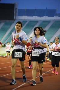 BIB: 6012, 8300, 6011
                            <button type="button" onclick="openModal(5996663)" class="btn btn-primary btn-sm float-right btn-popup" data-toggle="modal" data-target=".modal-high-quality">
                        <i class="fas fa-shopping-cart"></i> Add to Cart
                    </button>
                                            <button type="button" onclick="isThisMe(5996663, true)" class="btn btn-success btn-sm float-right btn-popup btn-isme hidden" data-toggle="tooltip" data-placement="bottom" title="นี่คือรูปของคุณใช่ไหม คลิกที่นี่เพื่อเอาเข้าอัลบั้ม">
                        <i class="fas fa-plus"></i> Add to album
                    </button>
                    <button type="button" onclick="isThisMe(5996663, false)" class="btn btn-warning btn-sm float-right btn-popup btn-isnotme hidden">
                        <i class="fas fa-ban"></i> Remove from album
                    </button>