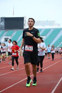 BIB: 4762, 664
                            <button type="button" onclick="openModal(5972516)" class="btn btn-primary btn-sm float-right btn-popup" data-toggle="modal" data-target=".modal-high-quality">
                        <i class="fas fa-shopping-cart"></i> Add to Cart
                    </button>
                                            <button type="button" onclick="isThisMe(5972516, true)" class="btn btn-success btn-sm float-right btn-popup btn-isme hidden" data-toggle="tooltip" data-placement="bottom" title="นี่คือรูปของคุณใช่ไหม คลิกที่นี่เพื่อเอาเข้าอัลบั้ม">
                        <i class="fas fa-plus"></i> Add to album
                    </button>
                    <button type="button" onclick="isThisMe(5972516, false)" class="btn btn-warning btn-sm float-right btn-popup btn-isnotme hidden">
                        <i class="fas fa-ban"></i> Remove from album
                    </button>