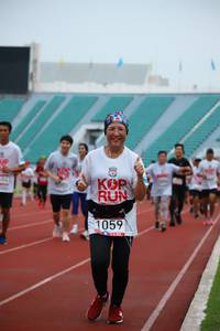 BIB: 1059
                            <button type="button" onclick="openModal(5973377)" class="btn btn-primary btn-sm float-right btn-popup" data-toggle="modal" data-target=".modal-high-quality">
                        <i class="fas fa-shopping-cart"></i> Add to Cart
                    </button>
                                            <button type="button" onclick="isThisMe(5973377, true)" class="btn btn-success btn-sm float-right btn-popup btn-isme hidden" data-toggle="tooltip" data-placement="bottom" title="นี่คือรูปของคุณใช่ไหม คลิกที่นี่เพื่อเอาเข้าอัลบั้ม">
                        <i class="fas fa-plus"></i> Add to album
                    </button>
                    <button type="button" onclick="isThisMe(5973377, false)" class="btn btn-warning btn-sm float-right btn-popup btn-isnotme hidden">
                        <i class="fas fa-ban"></i> Remove from album
                    </button>