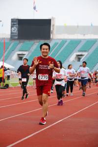 BIB: 1270
                            <button type="button" onclick="openModal(5968357)" class="btn btn-primary btn-sm float-right btn-popup" data-toggle="modal" data-target=".modal-high-quality">
                        <i class="fas fa-shopping-cart"></i> Add to Cart
                    </button>
                                            <button type="button" onclick="isThisMe(5968357, true)" class="btn btn-success btn-sm float-right btn-popup btn-isme hidden" data-toggle="tooltip" data-placement="bottom" title="นี่คือรูปของคุณใช่ไหม คลิกที่นี่เพื่อเอาเข้าอัลบั้ม">
                        <i class="fas fa-plus"></i> Add to album
                    </button>
                    <button type="button" onclick="isThisMe(5968357, false)" class="btn btn-warning btn-sm float-right btn-popup btn-isnotme hidden">
                        <i class="fas fa-ban"></i> Remove from album
                    </button>