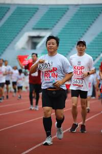 BIB: 6501, 5633
                            <button type="button" onclick="openModal(5976119)" class="btn btn-primary btn-sm float-right btn-popup" data-toggle="modal" data-target=".modal-high-quality">
                        <i class="fas fa-shopping-cart"></i> Add to Cart
                    </button>
                                            <button type="button" onclick="isThisMe(5976119, true)" class="btn btn-success btn-sm float-right btn-popup btn-isme hidden" data-toggle="tooltip" data-placement="bottom" title="นี่คือรูปของคุณใช่ไหม คลิกที่นี่เพื่อเอาเข้าอัลบั้ม">
                        <i class="fas fa-plus"></i> Add to album
                    </button>
                    <button type="button" onclick="isThisMe(5976119, false)" class="btn btn-warning btn-sm float-right btn-popup btn-isnotme hidden">
                        <i class="fas fa-ban"></i> Remove from album
                    </button>