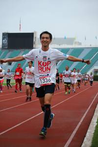 BIB: 1830, 1336
                            <button type="button" onclick="openModal(5974587)" class="btn btn-primary btn-sm float-right btn-popup" data-toggle="modal" data-target=".modal-high-quality">
                        <i class="fas fa-shopping-cart"></i> Add to Cart
                    </button>
                                            <button type="button" onclick="isThisMe(5974587, true)" class="btn btn-success btn-sm float-right btn-popup btn-isme hidden" data-toggle="tooltip" data-placement="bottom" title="นี่คือรูปของคุณใช่ไหม คลิกที่นี่เพื่อเอาเข้าอัลบั้ม">
                        <i class="fas fa-plus"></i> Add to album
                    </button>
                    <button type="button" onclick="isThisMe(5974587, false)" class="btn btn-warning btn-sm float-right btn-popup btn-isnotme hidden">
                        <i class="fas fa-ban"></i> Remove from album
                    </button>