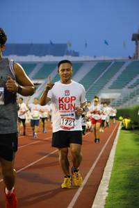 BIB: 1721
                            <button type="button" onclick="openModal(5997457)" class="btn btn-primary btn-sm float-right btn-popup" data-toggle="modal" data-target=".modal-high-quality">
                        <i class="fas fa-shopping-cart"></i> Add to Cart
                    </button>
                                            <button type="button" onclick="isThisMe(5997457, true)" class="btn btn-success btn-sm float-right btn-popup btn-isme hidden" data-toggle="tooltip" data-placement="bottom" title="นี่คือรูปของคุณใช่ไหม คลิกที่นี่เพื่อเอาเข้าอัลบั้ม">
                        <i class="fas fa-plus"></i> Add to album
                    </button>
                    <button type="button" onclick="isThisMe(5997457, false)" class="btn btn-warning btn-sm float-right btn-popup btn-isnotme hidden">
                        <i class="fas fa-ban"></i> Remove from album
                    </button>