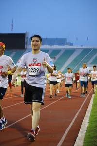 BIB: 8239, 
                            <button type="button" onclick="openModal(5980158)" class="btn btn-primary btn-sm float-right btn-popup" data-toggle="modal" data-target=".modal-high-quality">
                        <i class="fas fa-shopping-cart"></i> Add to Cart
                    </button>
                                            <button type="button" onclick="isThisMe(5980158, true)" class="btn btn-success btn-sm float-right btn-popup btn-isme hidden" data-toggle="tooltip" data-placement="bottom" title="นี่คือรูปของคุณใช่ไหม คลิกที่นี่เพื่อเอาเข้าอัลบั้ม">
                        <i class="fas fa-plus"></i> Add to album
                    </button>
                    <button type="button" onclick="isThisMe(5980158, false)" class="btn btn-warning btn-sm float-right btn-popup btn-isnotme hidden">
                        <i class="fas fa-ban"></i> Remove from album
                    </button>