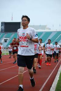 BIB: 2612, 195
                            <button type="button" onclick="openModal(5973016)" class="btn btn-primary btn-sm float-right btn-popup" data-toggle="modal" data-target=".modal-high-quality">
                        <i class="fas fa-shopping-cart"></i> Add to Cart
                    </button>
                                            <button type="button" onclick="isThisMe(5973016, true)" class="btn btn-success btn-sm float-right btn-popup btn-isme hidden" data-toggle="tooltip" data-placement="bottom" title="นี่คือรูปของคุณใช่ไหม คลิกที่นี่เพื่อเอาเข้าอัลบั้ม">
                        <i class="fas fa-plus"></i> Add to album
                    </button>
                    <button type="button" onclick="isThisMe(5973016, false)" class="btn btn-warning btn-sm float-right btn-popup btn-isnotme hidden">
                        <i class="fas fa-ban"></i> Remove from album
                    </button>