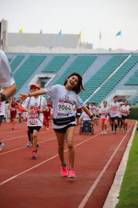 BIB: 9064, 4526
                            <button type="button" onclick="openModal(5949814)" class="btn btn-primary btn-sm float-right btn-popup" data-toggle="modal" data-target=".modal-high-quality">
                        <i class="fas fa-shopping-cart"></i> Add to Cart
                    </button>
                                            <button type="button" onclick="isThisMe(5949814, true)" class="btn btn-success btn-sm float-right btn-popup btn-isme hidden" data-toggle="tooltip" data-placement="bottom" title="นี่คือรูปของคุณใช่ไหม คลิกที่นี่เพื่อเอาเข้าอัลบั้ม">
                        <i class="fas fa-plus"></i> Add to album
                    </button>
                    <button type="button" onclick="isThisMe(5949814, false)" class="btn btn-warning btn-sm float-right btn-popup btn-isnotme hidden">
                        <i class="fas fa-ban"></i> Remove from album
                    </button>