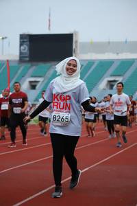 BIB: 2019, 8265
                            <button type="button" onclick="openModal(5972926)" class="btn btn-primary btn-sm float-right btn-popup" data-toggle="modal" data-target=".modal-high-quality">
                        <i class="fas fa-shopping-cart"></i> Add to Cart
                    </button>
                                            <button type="button" onclick="isThisMe(5972926, true)" class="btn btn-success btn-sm float-right btn-popup btn-isme hidden" data-toggle="tooltip" data-placement="bottom" title="นี่คือรูปของคุณใช่ไหม คลิกที่นี่เพื่อเอาเข้าอัลบั้ม">
                        <i class="fas fa-plus"></i> Add to album
                    </button>
                    <button type="button" onclick="isThisMe(5972926, false)" class="btn btn-warning btn-sm float-right btn-popup btn-isnotme hidden">
                        <i class="fas fa-ban"></i> Remove from album
                    </button>