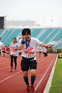 BIB: 3900, 1901
                            <button type="button" onclick="openModal(5966530)" class="btn btn-primary btn-sm float-right btn-popup" data-toggle="modal" data-target=".modal-high-quality">
                        <i class="fas fa-shopping-cart"></i> Add to Cart
                    </button>
                                            <button type="button" onclick="isThisMe(5966530, true)" class="btn btn-success btn-sm float-right btn-popup btn-isme hidden" data-toggle="tooltip" data-placement="bottom" title="นี่คือรูปของคุณใช่ไหม คลิกที่นี่เพื่อเอาเข้าอัลบั้ม">
                        <i class="fas fa-plus"></i> Add to album
                    </button>
                    <button type="button" onclick="isThisMe(5966530, false)" class="btn btn-warning btn-sm float-right btn-popup btn-isnotme hidden">
                        <i class="fas fa-ban"></i> Remove from album
                    </button>