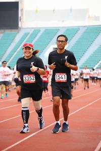 BIB: 1541, 3352
                            <button type="button" onclick="openModal(5956539)" class="btn btn-primary btn-sm float-right btn-popup" data-toggle="modal" data-target=".modal-high-quality">
                        <i class="fas fa-shopping-cart"></i> Add to Cart
                    </button>
                                            <button type="button" onclick="isThisMe(5956539, true)" class="btn btn-success btn-sm float-right btn-popup btn-isme hidden" data-toggle="tooltip" data-placement="bottom" title="นี่คือรูปของคุณใช่ไหม คลิกที่นี่เพื่อเอาเข้าอัลบั้ม">
                        <i class="fas fa-plus"></i> Add to album
                    </button>
                    <button type="button" onclick="isThisMe(5956539, false)" class="btn btn-warning btn-sm float-right btn-popup btn-isnotme hidden">
                        <i class="fas fa-ban"></i> Remove from album
                    </button>