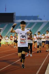 BIB: 2076, 8425
                            <button type="button" onclick="openModal(5978573)" class="btn btn-primary btn-sm float-right btn-popup" data-toggle="modal" data-target=".modal-high-quality">
                        <i class="fas fa-shopping-cart"></i> Add to Cart
                    </button>
                                            <button type="button" onclick="isThisMe(5978573, true)" class="btn btn-success btn-sm float-right btn-popup btn-isme hidden" data-toggle="tooltip" data-placement="bottom" title="นี่คือรูปของคุณใช่ไหม คลิกที่นี่เพื่อเอาเข้าอัลบั้ม">
                        <i class="fas fa-plus"></i> Add to album
                    </button>
                    <button type="button" onclick="isThisMe(5978573, false)" class="btn btn-warning btn-sm float-right btn-popup btn-isnotme hidden">
                        <i class="fas fa-ban"></i> Remove from album
                    </button>