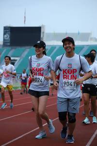 BIB: 024, 9041
                            <button type="button" onclick="openModal(5984344)" class="btn btn-primary btn-sm float-right btn-popup" data-toggle="modal" data-target=".modal-high-quality">
                        <i class="fas fa-shopping-cart"></i> Add to Cart
                    </button>
                                            <button type="button" onclick="isThisMe(5984344, true)" class="btn btn-success btn-sm float-right btn-popup btn-isme hidden" data-toggle="tooltip" data-placement="bottom" title="นี่คือรูปของคุณใช่ไหม คลิกที่นี่เพื่อเอาเข้าอัลบั้ม">
                        <i class="fas fa-plus"></i> Add to album
                    </button>
                    <button type="button" onclick="isThisMe(5984344, false)" class="btn btn-warning btn-sm float-right btn-popup btn-isnotme hidden">
                        <i class="fas fa-ban"></i> Remove from album
                    </button>