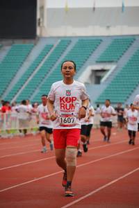 BIB: 1607
                            <button type="button" onclick="openModal(5953812)" class="btn btn-primary btn-sm float-right btn-popup" data-toggle="modal" data-target=".modal-high-quality">
                        <i class="fas fa-shopping-cart"></i> Add to Cart
                    </button>
                                            <button type="button" onclick="isThisMe(5953812, true)" class="btn btn-success btn-sm float-right btn-popup btn-isme hidden" data-toggle="tooltip" data-placement="bottom" title="นี่คือรูปของคุณใช่ไหม คลิกที่นี่เพื่อเอาเข้าอัลบั้ม">
                        <i class="fas fa-plus"></i> Add to album
                    </button>
                    <button type="button" onclick="isThisMe(5953812, false)" class="btn btn-warning btn-sm float-right btn-popup btn-isnotme hidden">
                        <i class="fas fa-ban"></i> Remove from album
                    </button>