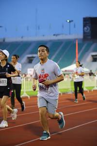 BIB: 843, 607
                            <button type="button" onclick="openModal(5980263)" class="btn btn-primary btn-sm float-right btn-popup" data-toggle="modal" data-target=".modal-high-quality">
                        <i class="fas fa-shopping-cart"></i> Add to Cart
                    </button>
                                            <button type="button" onclick="isThisMe(5980263, true)" class="btn btn-success btn-sm float-right btn-popup btn-isme hidden" data-toggle="tooltip" data-placement="bottom" title="นี่คือรูปของคุณใช่ไหม คลิกที่นี่เพื่อเอาเข้าอัลบั้ม">
                        <i class="fas fa-plus"></i> Add to album
                    </button>
                    <button type="button" onclick="isThisMe(5980263, false)" class="btn btn-warning btn-sm float-right btn-popup btn-isnotme hidden">
                        <i class="fas fa-ban"></i> Remove from album
                    </button>