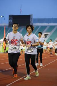 BIB: 7909, 7892
                            <button type="button" onclick="openModal(5979374)" class="btn btn-primary btn-sm float-right btn-popup" data-toggle="modal" data-target=".modal-high-quality">
                        <i class="fas fa-shopping-cart"></i> Add to Cart
                    </button>
                                            <button type="button" onclick="isThisMe(5979374, true)" class="btn btn-success btn-sm float-right btn-popup btn-isme hidden" data-toggle="tooltip" data-placement="bottom" title="นี่คือรูปของคุณใช่ไหม คลิกที่นี่เพื่อเอาเข้าอัลบั้ม">
                        <i class="fas fa-plus"></i> Add to album
                    </button>
                    <button type="button" onclick="isThisMe(5979374, false)" class="btn btn-warning btn-sm float-right btn-popup btn-isnotme hidden">
                        <i class="fas fa-ban"></i> Remove from album
                    </button>