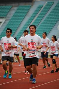 BIB: 4365, 3817
                            <button type="button" onclick="openModal(5956538)" class="btn btn-primary btn-sm float-right btn-popup" data-toggle="modal" data-target=".modal-high-quality">
                        <i class="fas fa-shopping-cart"></i> Add to Cart
                    </button>
                                            <button type="button" onclick="isThisMe(5956538, true)" class="btn btn-success btn-sm float-right btn-popup btn-isme hidden" data-toggle="tooltip" data-placement="bottom" title="นี่คือรูปของคุณใช่ไหม คลิกที่นี่เพื่อเอาเข้าอัลบั้ม">
                        <i class="fas fa-plus"></i> Add to album
                    </button>
                    <button type="button" onclick="isThisMe(5956538, false)" class="btn btn-warning btn-sm float-right btn-popup btn-isnotme hidden">
                        <i class="fas fa-ban"></i> Remove from album
                    </button>