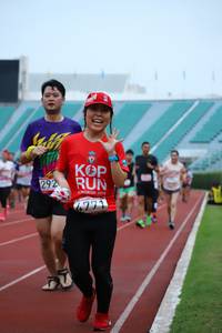 BIB: 292, 2019
                            <button type="button" onclick="openModal(5993298)" class="btn btn-primary btn-sm float-right btn-popup" data-toggle="modal" data-target=".modal-high-quality">
                        <i class="fas fa-shopping-cart"></i> Add to Cart
                    </button>
                                            <button type="button" onclick="isThisMe(5993298, true)" class="btn btn-success btn-sm float-right btn-popup btn-isme hidden" data-toggle="tooltip" data-placement="bottom" title="นี่คือรูปของคุณใช่ไหม คลิกที่นี่เพื่อเอาเข้าอัลบั้ม">
                        <i class="fas fa-plus"></i> Add to album
                    </button>
                    <button type="button" onclick="isThisMe(5993298, false)" class="btn btn-warning btn-sm float-right btn-popup btn-isnotme hidden">
                        <i class="fas fa-ban"></i> Remove from album
                    </button>