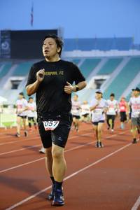 BIB: 057
                            <button type="button" onclick="openModal(5978371)" class="btn btn-primary btn-sm float-right btn-popup" data-toggle="modal" data-target=".modal-high-quality">
                        <i class="fas fa-shopping-cart"></i> Add to Cart
                    </button>
                                            <button type="button" onclick="isThisMe(5978371, true)" class="btn btn-success btn-sm float-right btn-popup btn-isme hidden" data-toggle="tooltip" data-placement="bottom" title="นี่คือรูปของคุณใช่ไหม คลิกที่นี่เพื่อเอาเข้าอัลบั้ม">
                        <i class="fas fa-plus"></i> Add to album
                    </button>
                    <button type="button" onclick="isThisMe(5978371, false)" class="btn btn-warning btn-sm float-right btn-popup btn-isnotme hidden">
                        <i class="fas fa-ban"></i> Remove from album
                    </button>