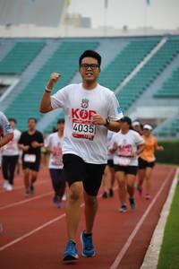 BIB: 4035
                            <button type="button" onclick="openModal(5959623)" class="btn btn-primary btn-sm float-right btn-popup" data-toggle="modal" data-target=".modal-high-quality">
                        <i class="fas fa-shopping-cart"></i> Add to Cart
                    </button>
                                            <button type="button" onclick="isThisMe(5959623, true)" class="btn btn-success btn-sm float-right btn-popup btn-isme hidden" data-toggle="tooltip" data-placement="bottom" title="นี่คือรูปของคุณใช่ไหม คลิกที่นี่เพื่อเอาเข้าอัลบั้ม">
                        <i class="fas fa-plus"></i> Add to album
                    </button>
                    <button type="button" onclick="isThisMe(5959623, false)" class="btn btn-warning btn-sm float-right btn-popup btn-isnotme hidden">
                        <i class="fas fa-ban"></i> Remove from album
                    </button>