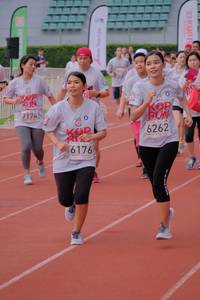 BIB: 6262, 7174, 6176
                            <button type="button" onclick="openModal(6057403)" class="btn btn-primary btn-sm float-right btn-popup" data-toggle="modal" data-target=".modal-high-quality">
                        <i class="fas fa-shopping-cart"></i> Add to Cart
                    </button>
                                            <button type="button" onclick="isThisMe(6057403, true)" class="btn btn-success btn-sm float-right btn-popup btn-isme hidden" data-toggle="tooltip" data-placement="bottom" title="นี่คือรูปของคุณใช่ไหม คลิกที่นี่เพื่อเอาเข้าอัลบั้ม">
                        <i class="fas fa-plus"></i> Add to album
                    </button>
                    <button type="button" onclick="isThisMe(6057403, false)" class="btn btn-warning btn-sm float-right btn-popup btn-isnotme hidden">
                        <i class="fas fa-ban"></i> Remove from album
                    </button>