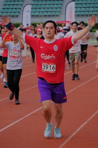 BIB: 5562, 3916
                            <button type="button" onclick="openModal(6058727)" class="btn btn-primary btn-sm float-right btn-popup" data-toggle="modal" data-target=".modal-high-quality">
                        <i class="fas fa-shopping-cart"></i> Add to Cart
                    </button>
                                            <button type="button" onclick="isThisMe(6058727, true)" class="btn btn-success btn-sm float-right btn-popup btn-isme hidden" data-toggle="tooltip" data-placement="bottom" title="นี่คือรูปของคุณใช่ไหม คลิกที่นี่เพื่อเอาเข้าอัลบั้ม">
                        <i class="fas fa-plus"></i> Add to album
                    </button>
                    <button type="button" onclick="isThisMe(6058727, false)" class="btn btn-warning btn-sm float-right btn-popup btn-isnotme hidden">
                        <i class="fas fa-ban"></i> Remove from album
                    </button>