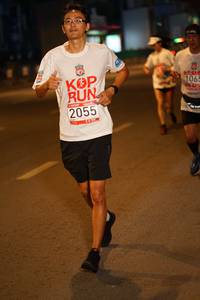 BIB: 2055, 106
                            <button type="button" onclick="openModal(5994629)" class="btn btn-primary btn-sm float-right btn-popup" data-toggle="modal" data-target=".modal-high-quality">
                        <i class="fas fa-shopping-cart"></i> Add to Cart
                    </button>
                                            <button type="button" onclick="isThisMe(5994629, true)" class="btn btn-success btn-sm float-right btn-popup btn-isme hidden" data-toggle="tooltip" data-placement="bottom" title="นี่คือรูปของคุณใช่ไหม คลิกที่นี่เพื่อเอาเข้าอัลบั้ม">
                        <i class="fas fa-plus"></i> Add to album
                    </button>
                    <button type="button" onclick="isThisMe(5994629, false)" class="btn btn-warning btn-sm float-right btn-popup btn-isnotme hidden">
                        <i class="fas fa-ban"></i> Remove from album
                    </button>